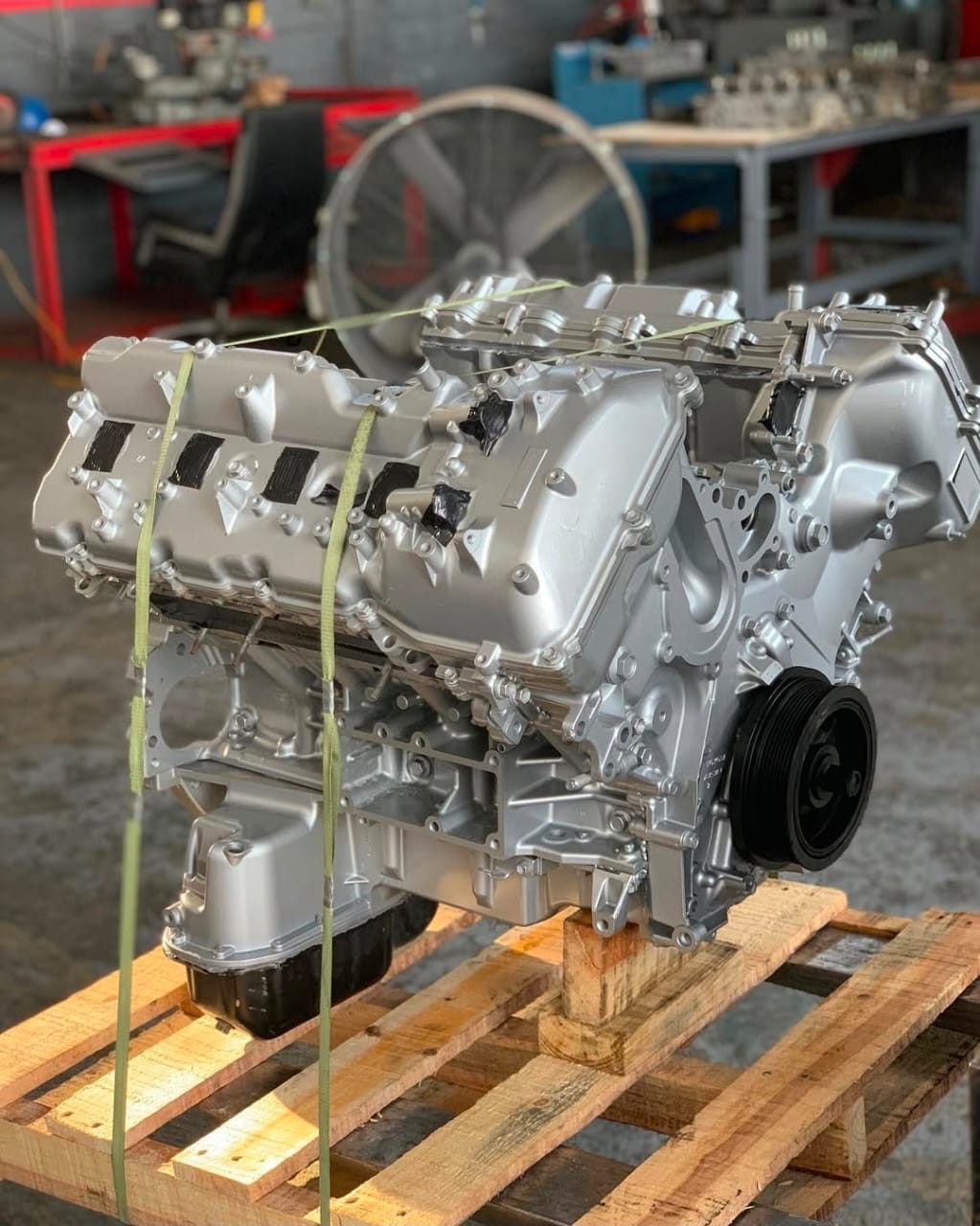 TOYOTA 4.6L V8 I-FORCE