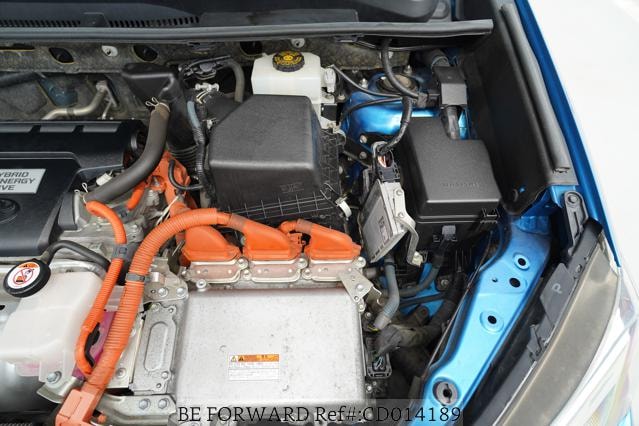 2017 TOYOTA RAV4 2.5 4WD HYBRID,SUNROOF,R.CAM - Image 31