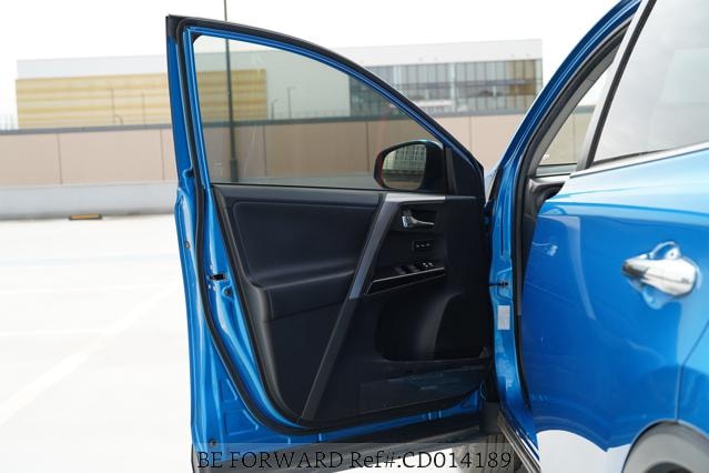 2017 TOYOTA RAV4 2.5 4WD HYBRID,SUNROOF,R.CAM - Image 44