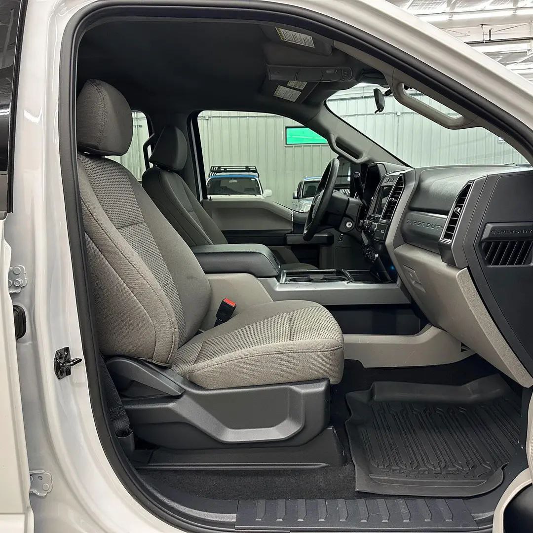 2022 FORD F-250 XLT - Image 4